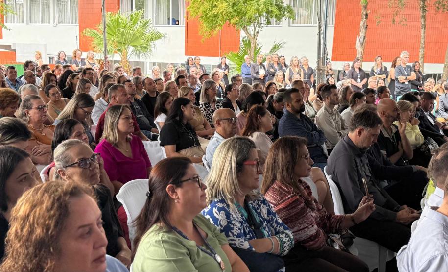 Equipes pedagógicas acompanharam evento
